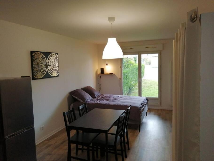 Studio 5 Min Du Centre Et De La Gare Ивто Экстерьер фото